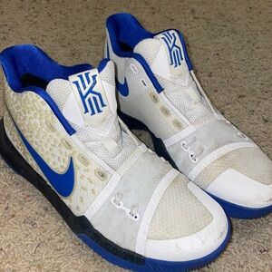 Nike Kyrie 3 Duke Basketball Shoes - w8.5 m7